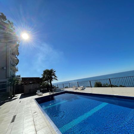 גגרה Astan Hotel מראה חיצוני תמונה