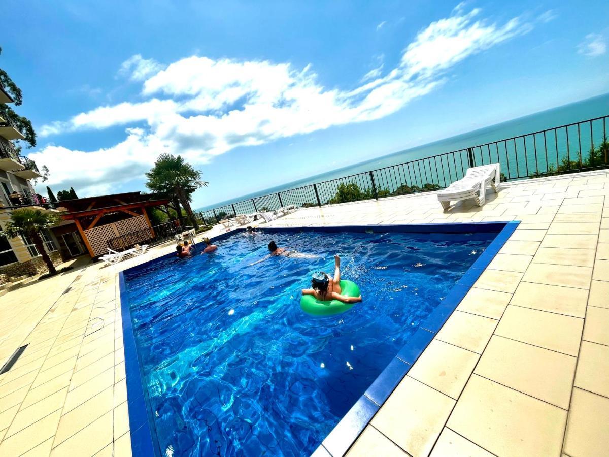 גגרה Astan Hotel מראה חיצוני תמונה