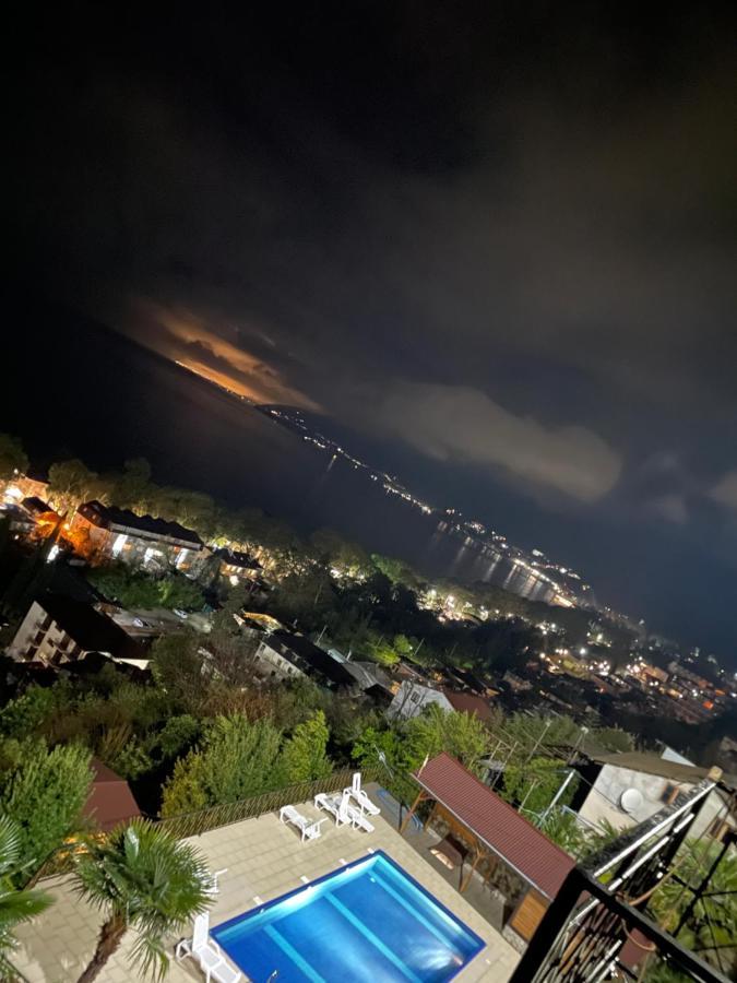גגרה Astan Hotel מראה חיצוני תמונה