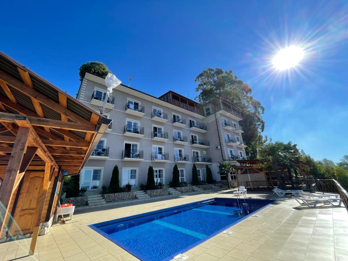 גגרה Astan Hotel מראה חיצוני תמונה