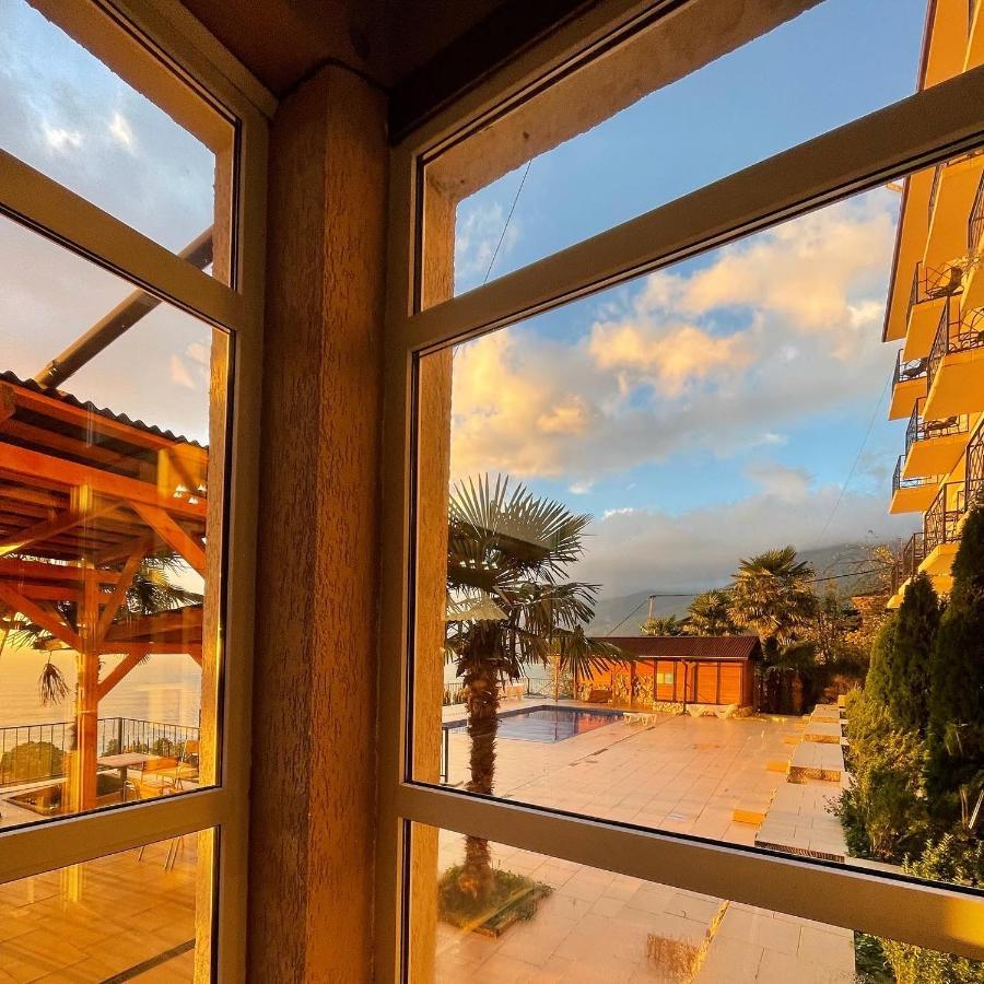 גגרה Astan Hotel מראה חיצוני תמונה